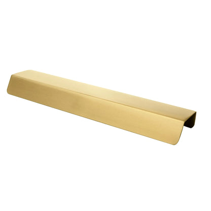 The Mantara B-0050 Panel Handle is a modern polished brass handle in gold, perfect for kitchens, drawers, and bedrooms.