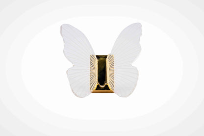 Mantara Papillon Hook Z-0031 is a modern white hook made of zinc alloy and acrylic with a matte finish, ideal for kitchen and dresser drawers.
