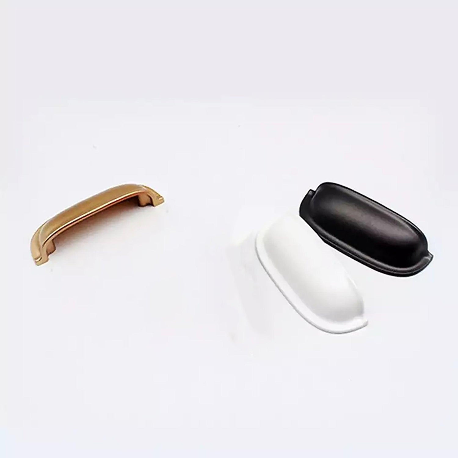 Portico Pull Knob Handles 88mm / White / Zinc Alloy - M A N T A R A