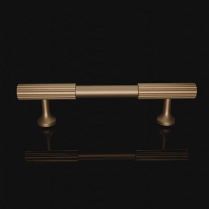 Oro Handle and Knob