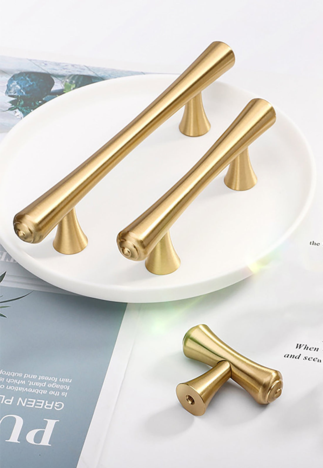 B‑0068 Raphael modern brass pull handle in brushed gold, available in 50 mm, 115 mm, 170 mm &amp; 188 mm lengths, ideal for kitchen cabinets, drawers, wardrobes and bedroom furniture by Mantara.