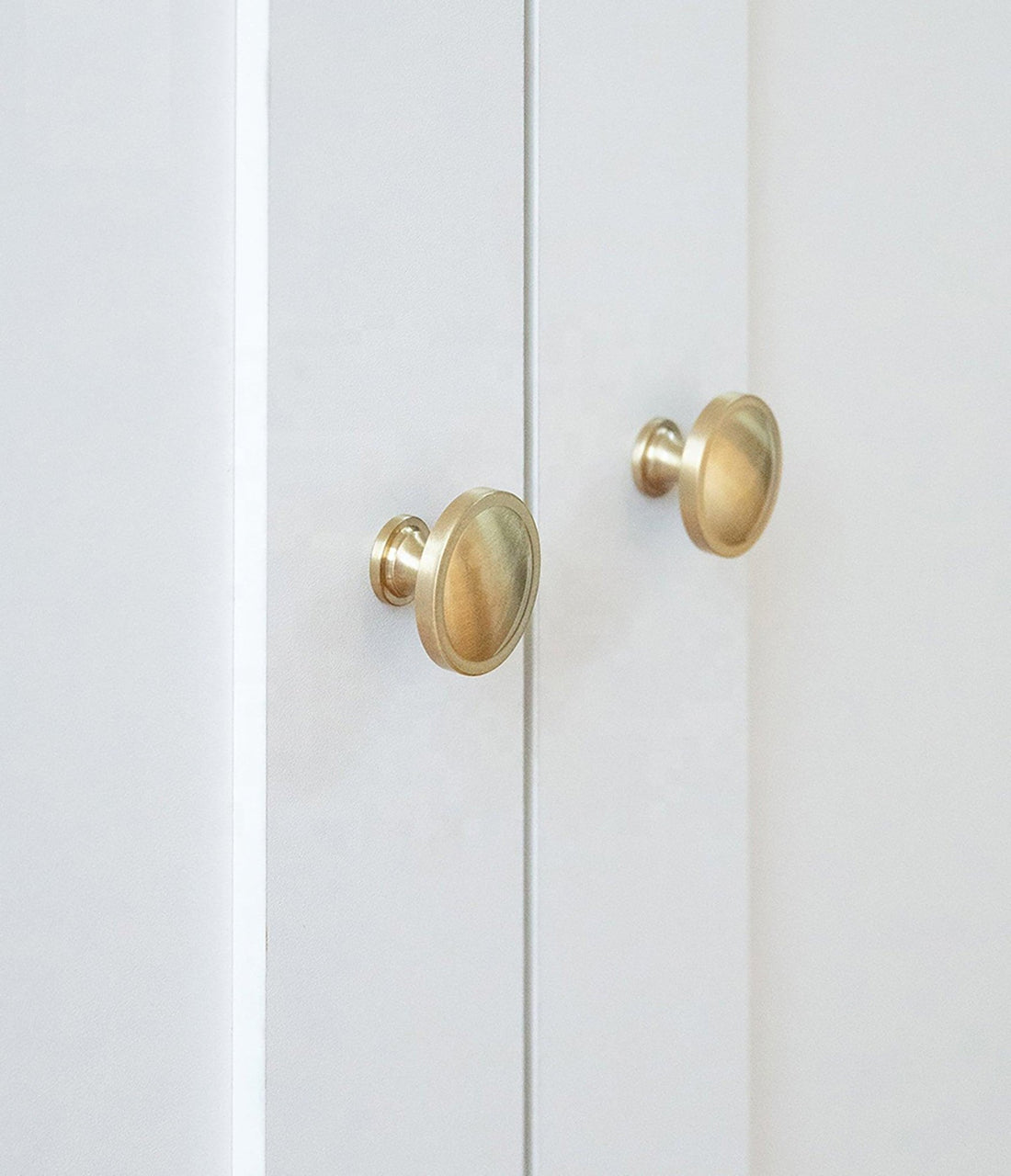 Regina knob B-0007, satin brass, Dia30mm H25mm, gold finish, for bathroom &amp; living storage by Mantara