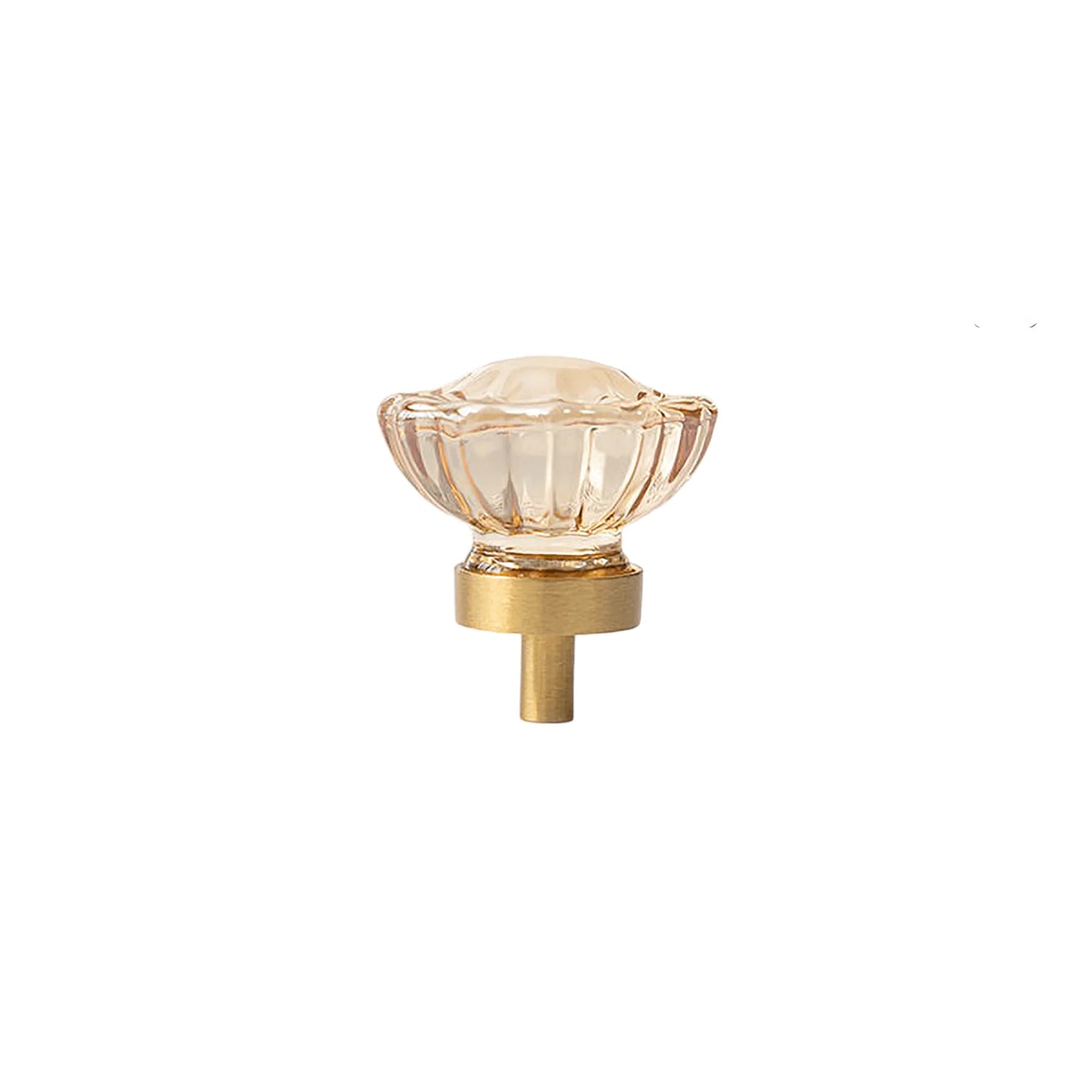 The Mantara C-0018 Ripple Knob is a modern crystal and brass knob in champagne finishes, ideal for kitchens and cabinets.