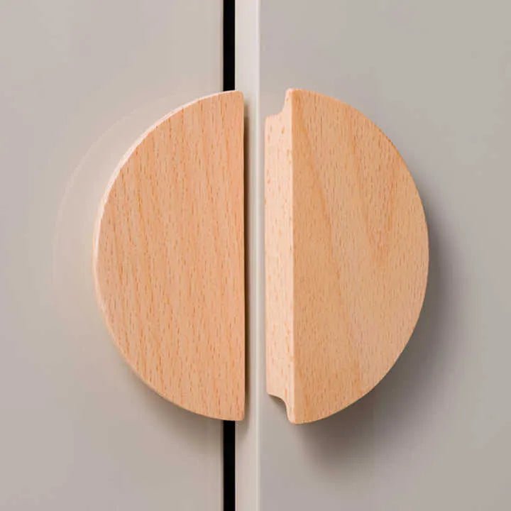 Mantara Samara Handle W-0051 is a modern beech wood handle, ideal for kitchen drawers, dresser drawers