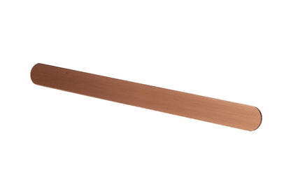 The Mantara AL-0010 Thea Handle is a modern aluminum handle in gold with a brushed finish, ideal for kitchens, cabinets, and drawers.