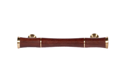 Mantara Titus Handle  W-0019 is a modern brass and wood handle in brown  brushed finish, ideal for kitchen drawers and dresser drawers.