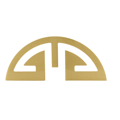 The Mantara B-0026 Toltec Handle is a modern brushed brass handle in gold, perfect for doors, wardrobes, furniture, and drawers.