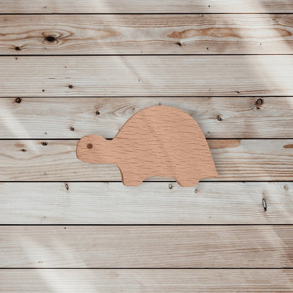 Mantara Turtle Knob  W-0024 is a modern  beige wooden knob/hook, ideal for kids’ rooms, drawers, and wardrobes.