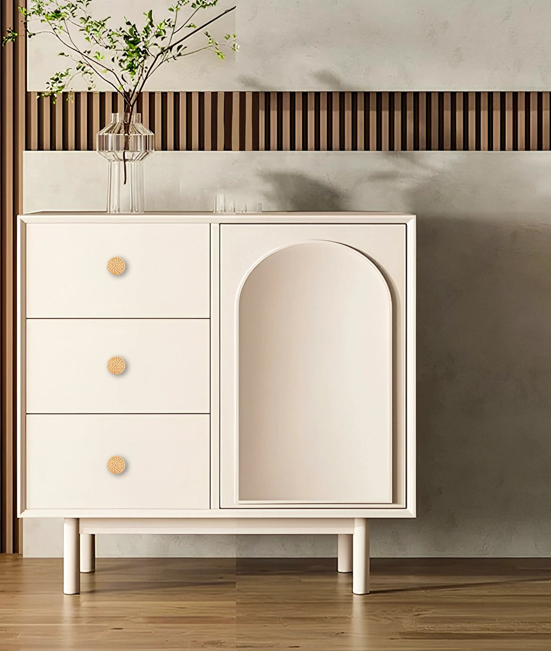 Mantara Wickerly Knob W-0043 is a modern beech wood knob, ideal for kitchen drawers, dresser drawers.