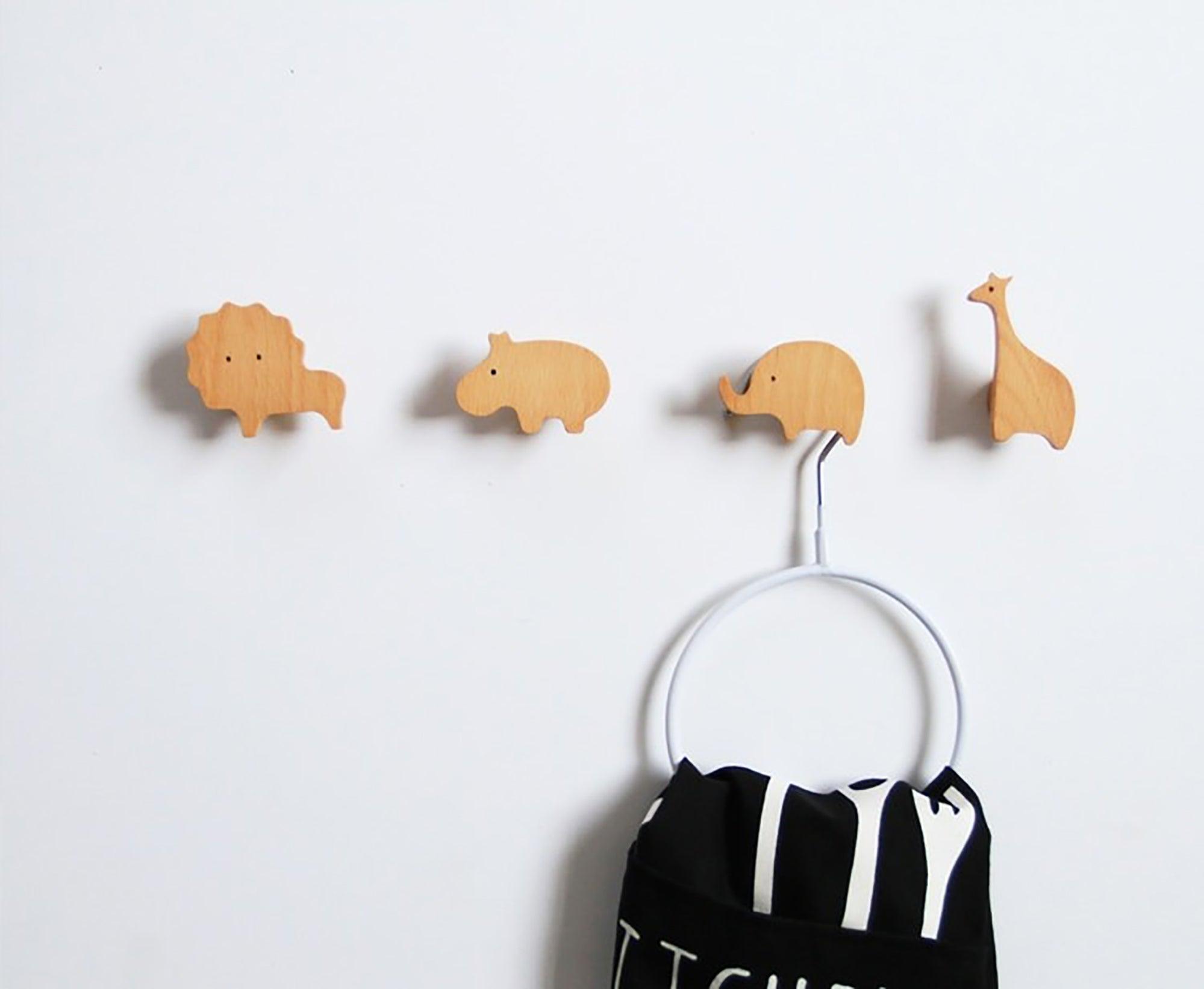 Whale Wooden Hook Hook 40mm / Brown / Wood - M A N T A R A