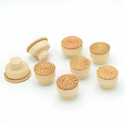 Mantara Wickerly Knob W-0043 is a modern beech wood knob, ideal for kitchen drawers, dresser drawers.