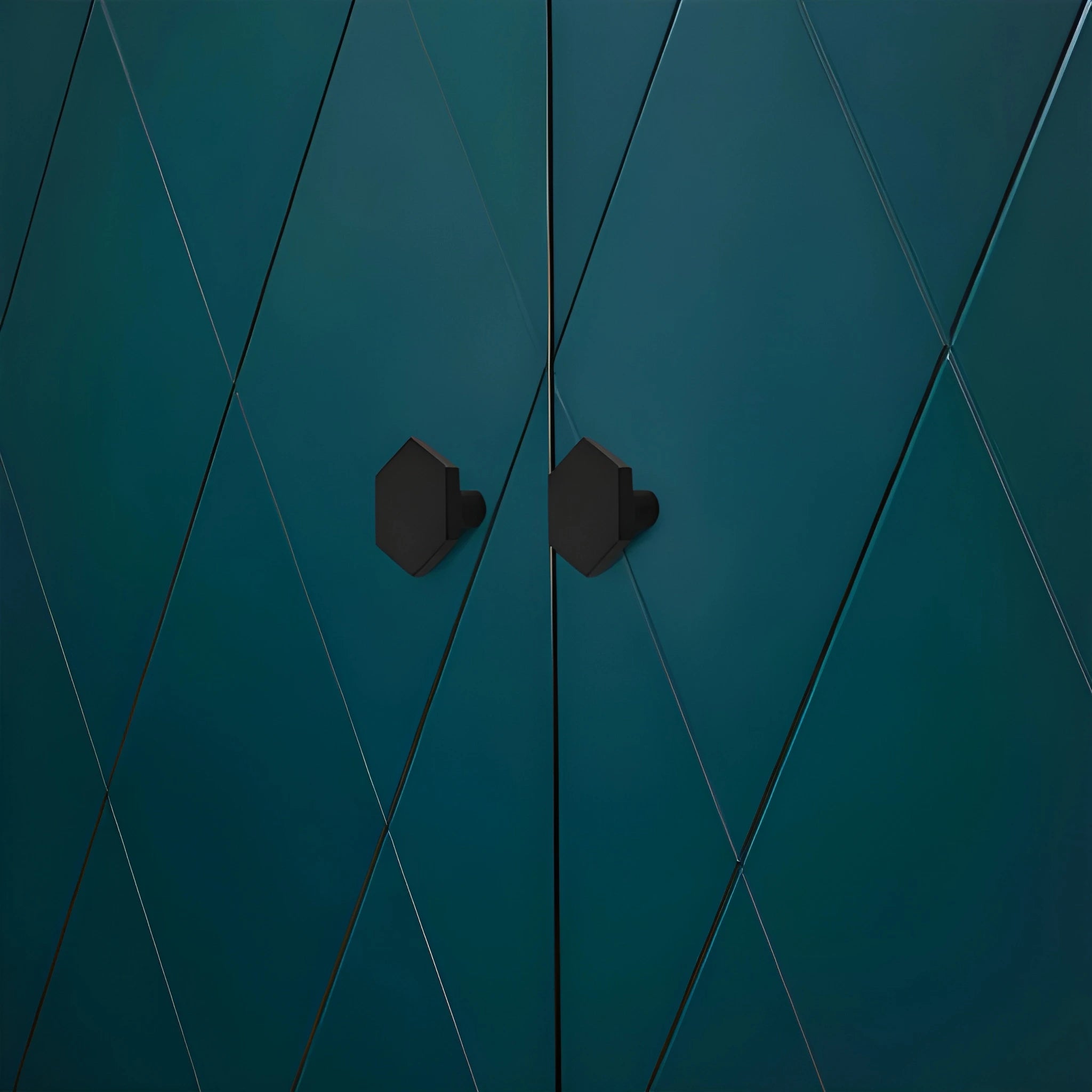 The Mantara B-0131 Zaraya Knob is a modern brass knob in gold, black, and bronze, perfect for drawers, cabinets, and wardrobes.